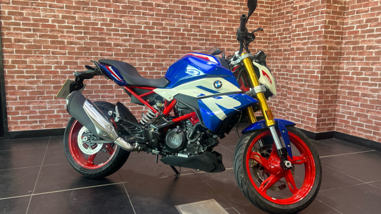 BMW G310 R 